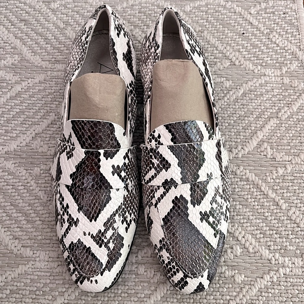 New. AGL Python Animal Print Slip On Loafers in Brown / Cream Size EU 37, US 7 - Picture 2 of 13